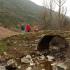 Cuatro Valles. Ruta Guiada El Faedo. Ciñera de Gordón. Puente de piedra.